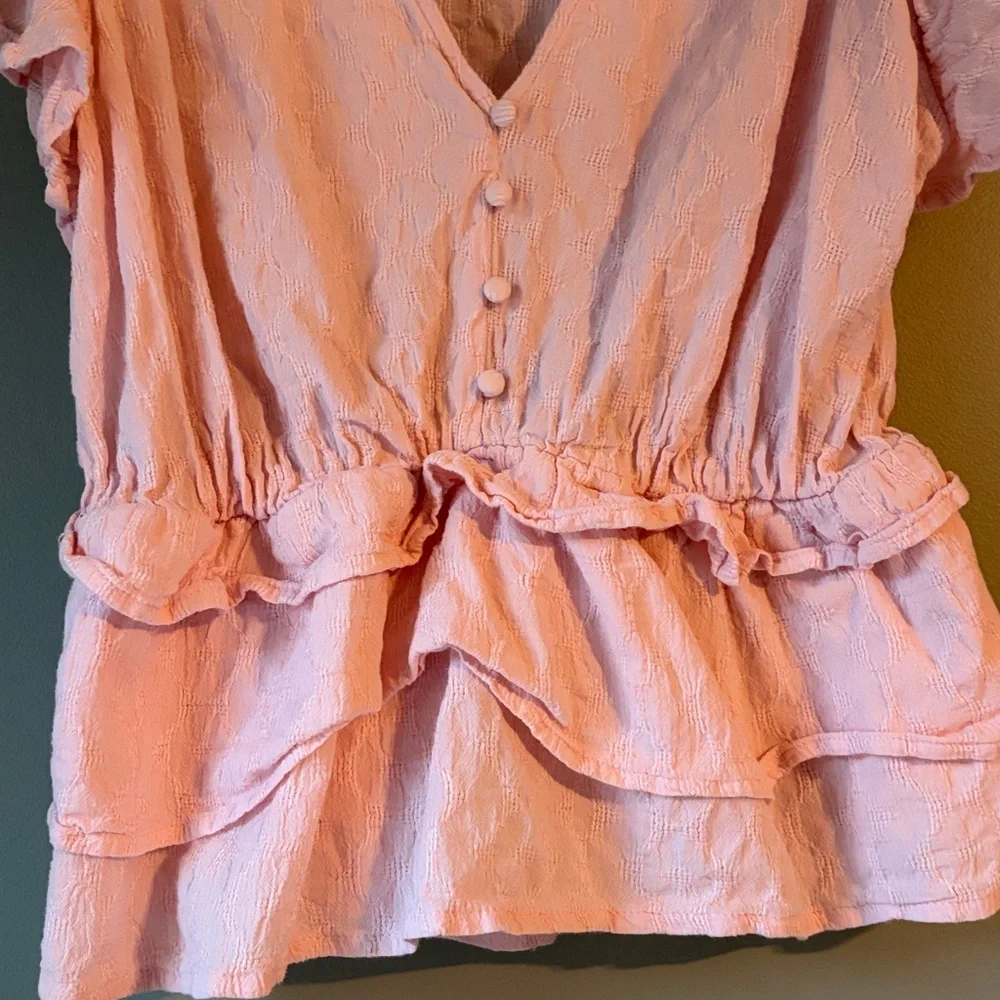 Express Light Pink Ruffle Top - Picture 3 of 4